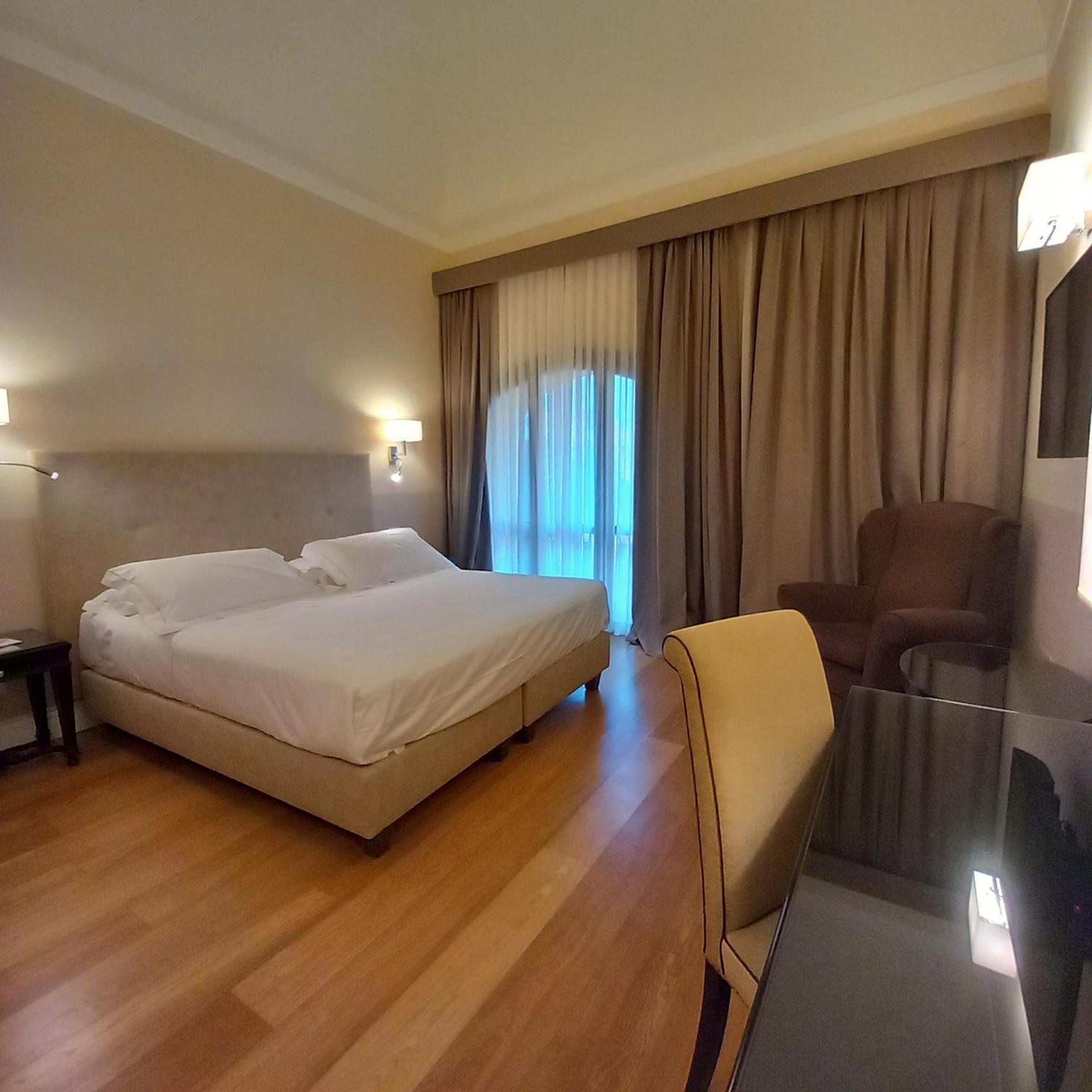 Classic Double Room